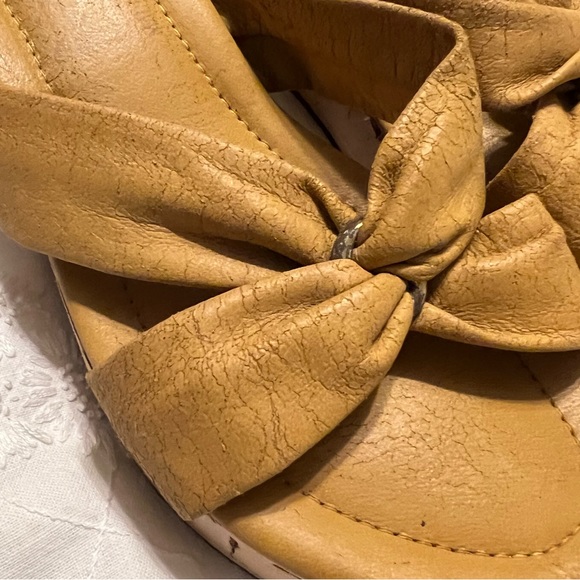 Vintage Island Slipper Wedge Sandals Shoes Made in Hawaii No Size but Approx 8 - Picture 3 of 16